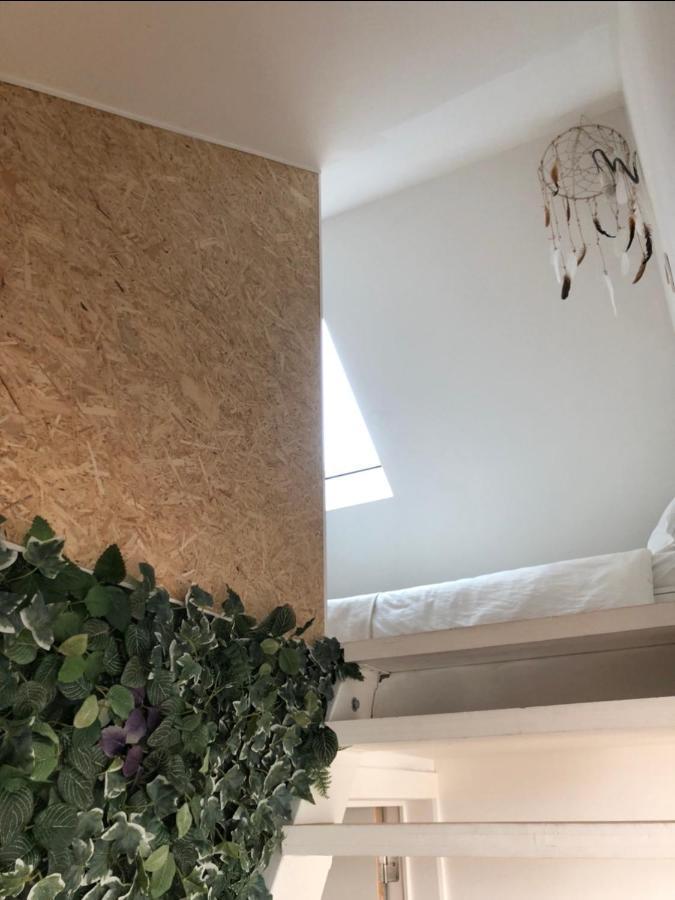 Lichtrijke Loft Bij Restaurant Den Olifant Apartment Ieper Bagian luar foto