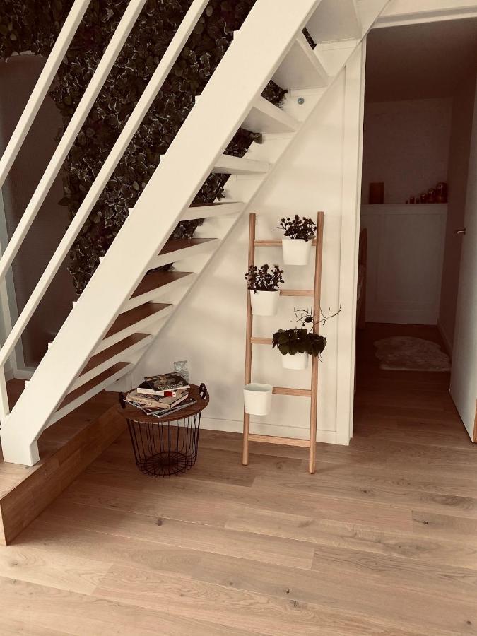 Lichtrijke Loft Bij Restaurant Den Olifant Apartment Ieper Bagian luar foto