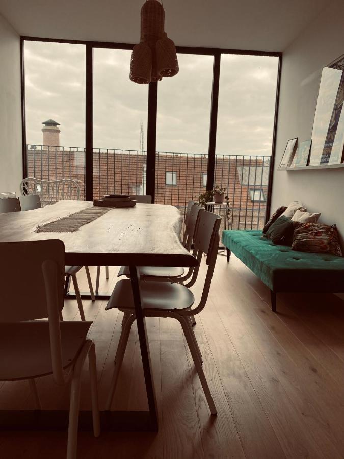 Lichtrijke Loft Bij Restaurant Den Olifant Apartment Ieper Bagian luar foto