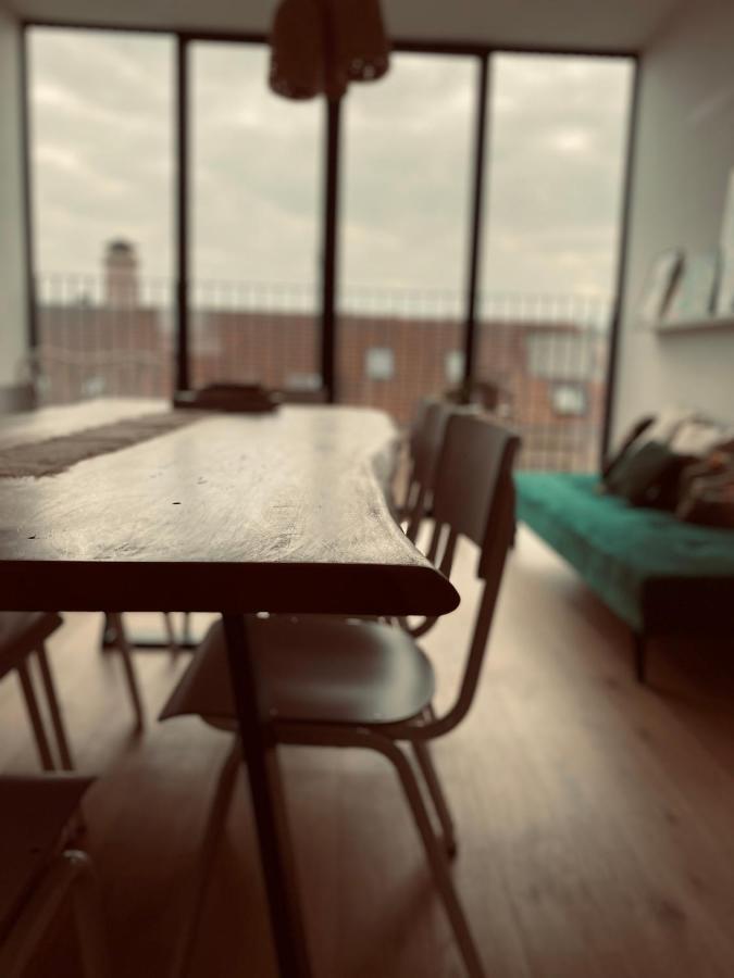 Lichtrijke Loft Bij Restaurant Den Olifant Apartment Ieper Bagian luar foto